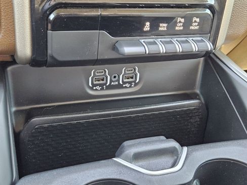 Used 2021 RAM 1500 Laramie image 21