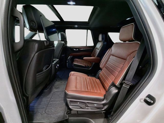Used 2023 GMC Yukon Denali Ultimate AWD/4WD image 23