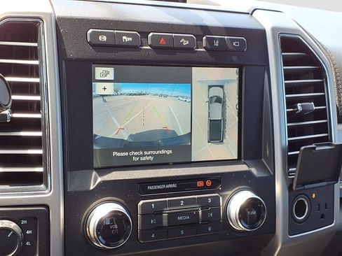 Used 2019 Ford F350 Platinum w/ Platinum Ultimate Package AWD/4WD image 15