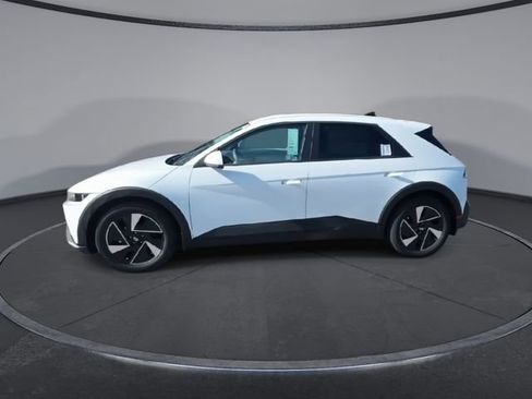 New 2026 Hyundai Ioniq 5 SEL image 5