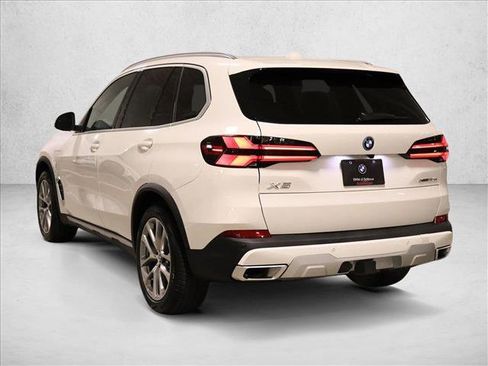Used 2026 BMW X5 xDrive50e AWD/4WD image 8