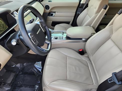 Used 2017 Land Rover Range Rover Sport HSE image 7