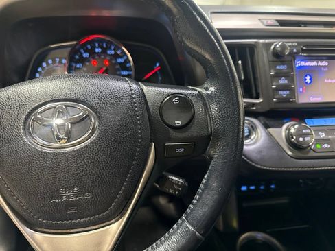 Used 2013 Toyota RAV4 Limited FWD image 11