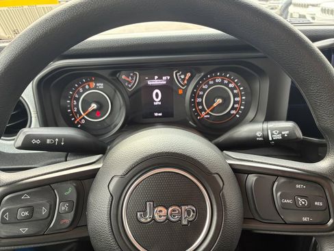 New 2026 Jeep Gladiator Sport image 11