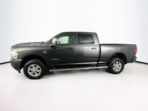 Used 2024 RAM 2500 Laramie AWD/4WD image 4