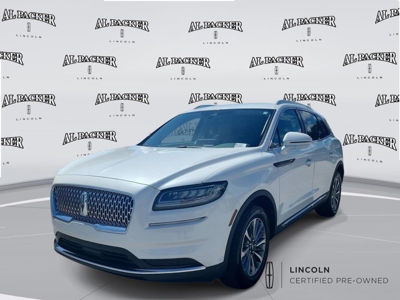 Used 2023 Lincoln Nautilus FWD image 1