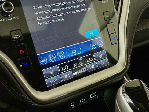 Used 2025 Subaru Outback Premium image 24