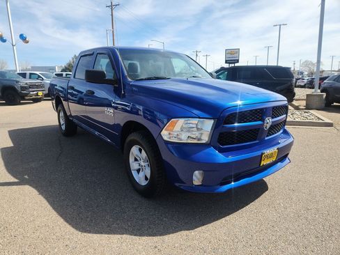 Used 2017 RAM 1500 Express image 2