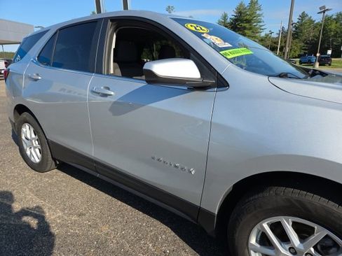 Used 2022 Chevrolet Equinox LT AWD/4WD image 30