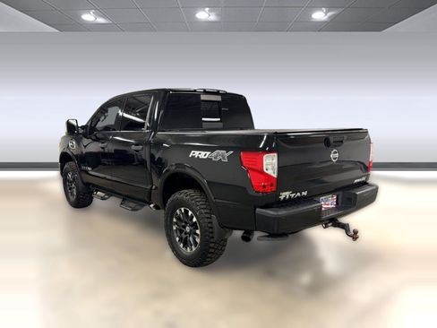 Used 2017 Nissan Titan PRO-4X AWD/4WD image 2