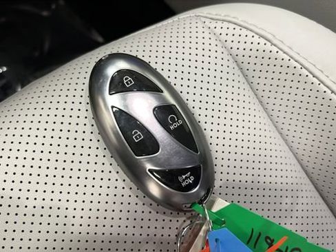 Used 2024 Hyundai Kona Limited image 21