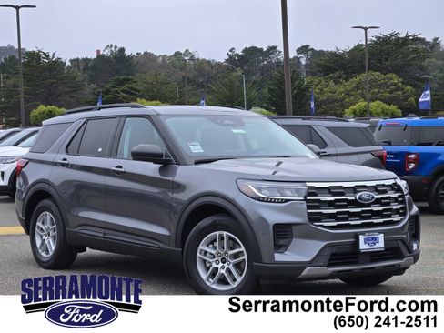 New 2026 Ford Explorer Active RWD image 1