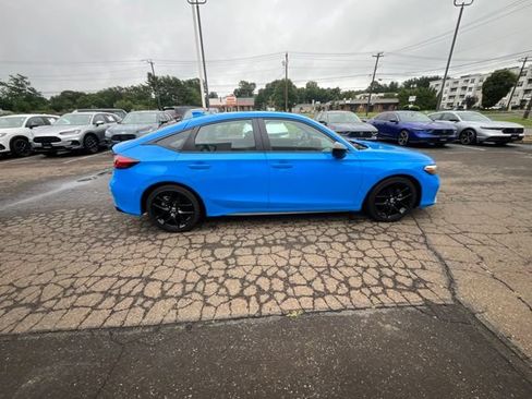 Used 2025 Honda Civic Sport image 17