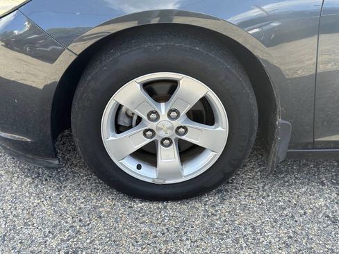 Used 2015 Chevrolet Malibu LS image 31