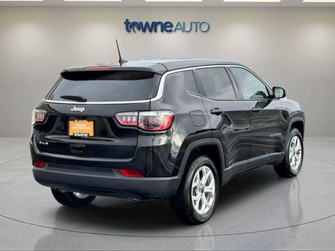 Certified 2025 Jeep Compass Sport image 5