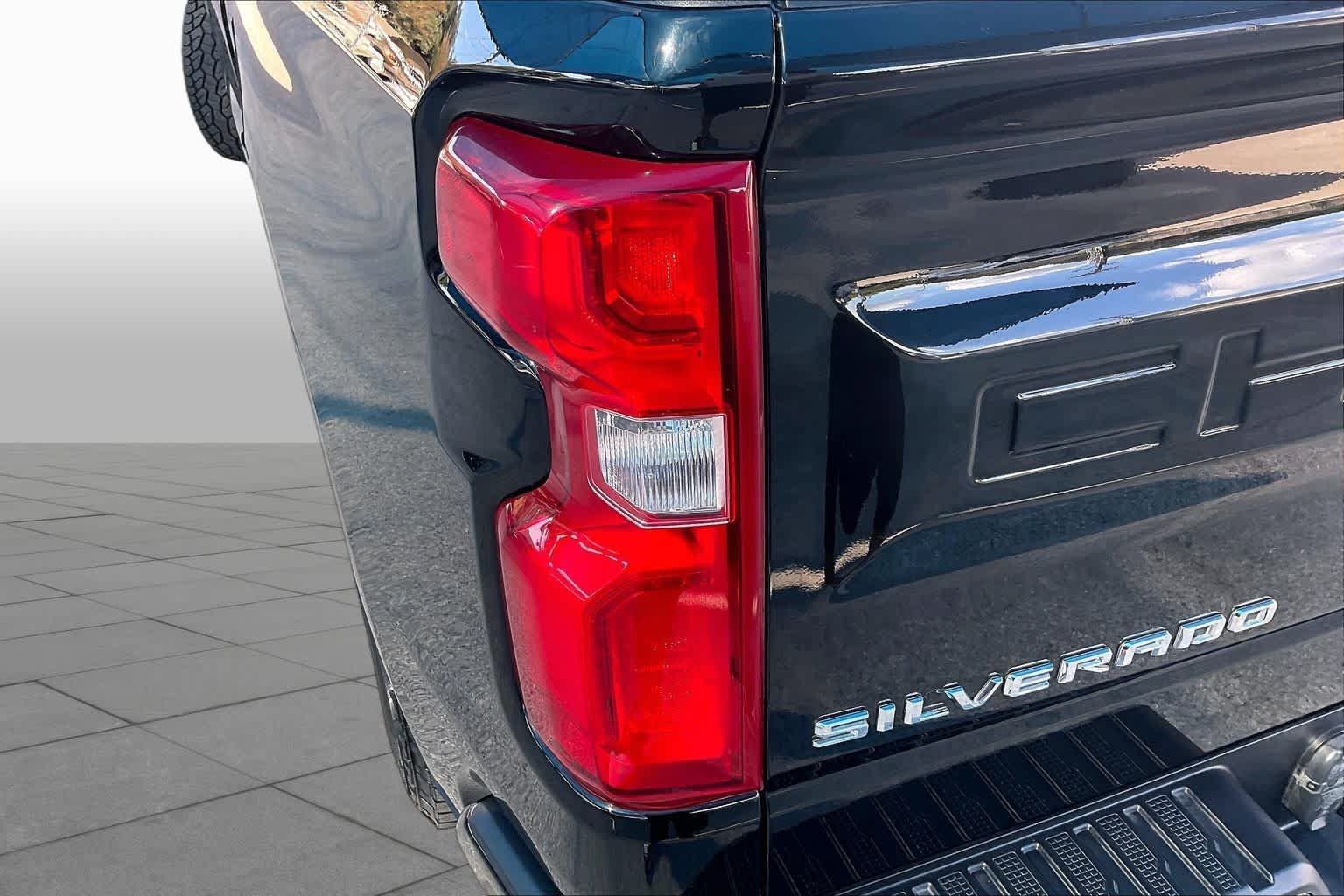 Used 2024 Chevrolet Silverado 1500 RST RWD image 28