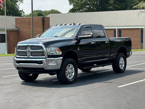 Used 2017 RAM 2500 Big Horn AWD/4WD image 1