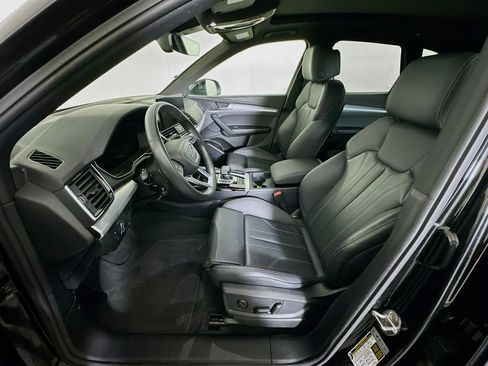 Used 2025 Audi Q5 2.0T Premium image 13