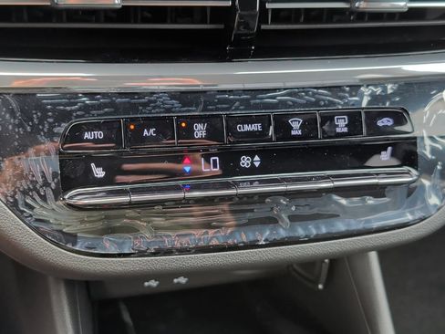 New 2026 Buick Envista Preferred FWD image 28