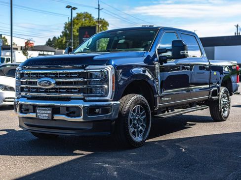 Used 2025 Ford F350 Lariat w/ Camper Package AWD/4WD image 4