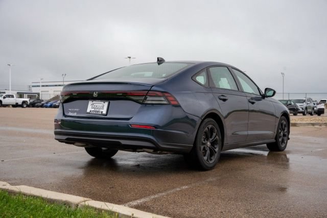 Used 2025 Honda Accord SE image 7