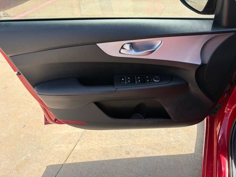 Used 2024 Kia Forte LXS w/ LXS Technology Package FWD image 12