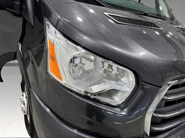 Used 2020 Ford Transit 150 XLT AWD/4WD image 32