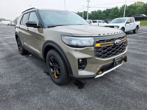 New 2026 Ford Explorer Tremor AWD/4WD image 7