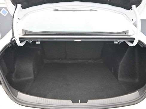 Used 2022 Chevrolet Malibu LS w/ Driver Confidence Package II FWD image 17