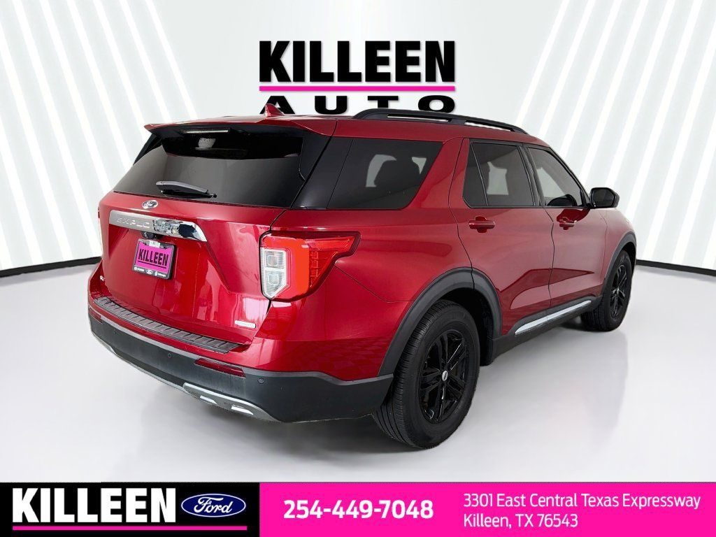 Used 2020 Ford Explorer XLT w/ Equipment Group 202A RWD image 9