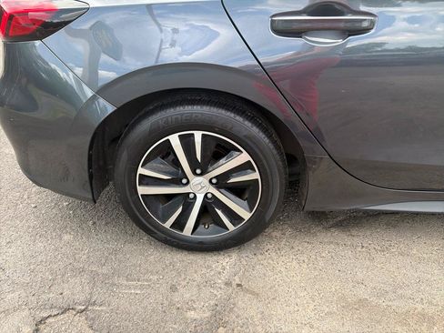 Used 2023 Honda Civic LX image 5