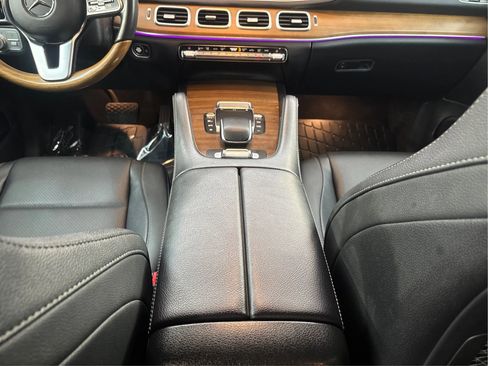 Used 2022 Mercedes-Benz GLS 450 4MATIC image 22
