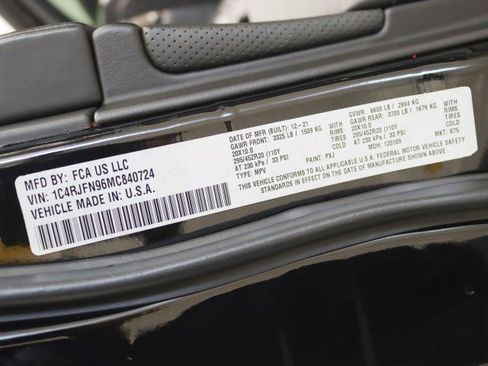 Used 2021 Jeep Grand Cherokee Trackhawk AWD/4WD image 39