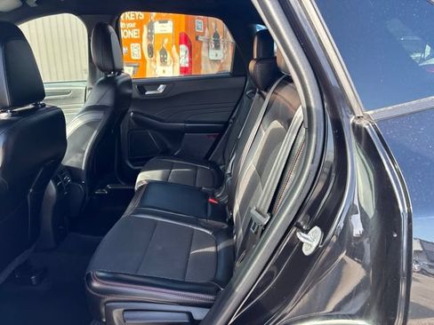 Used 2023 Ford Escape ST-Line w/ Tech Pack #1 AWD/4WD image 10