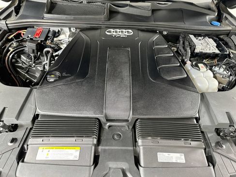 Used 2018 Audi Q7 2.0T Premium Plus AWD/4WD image 33