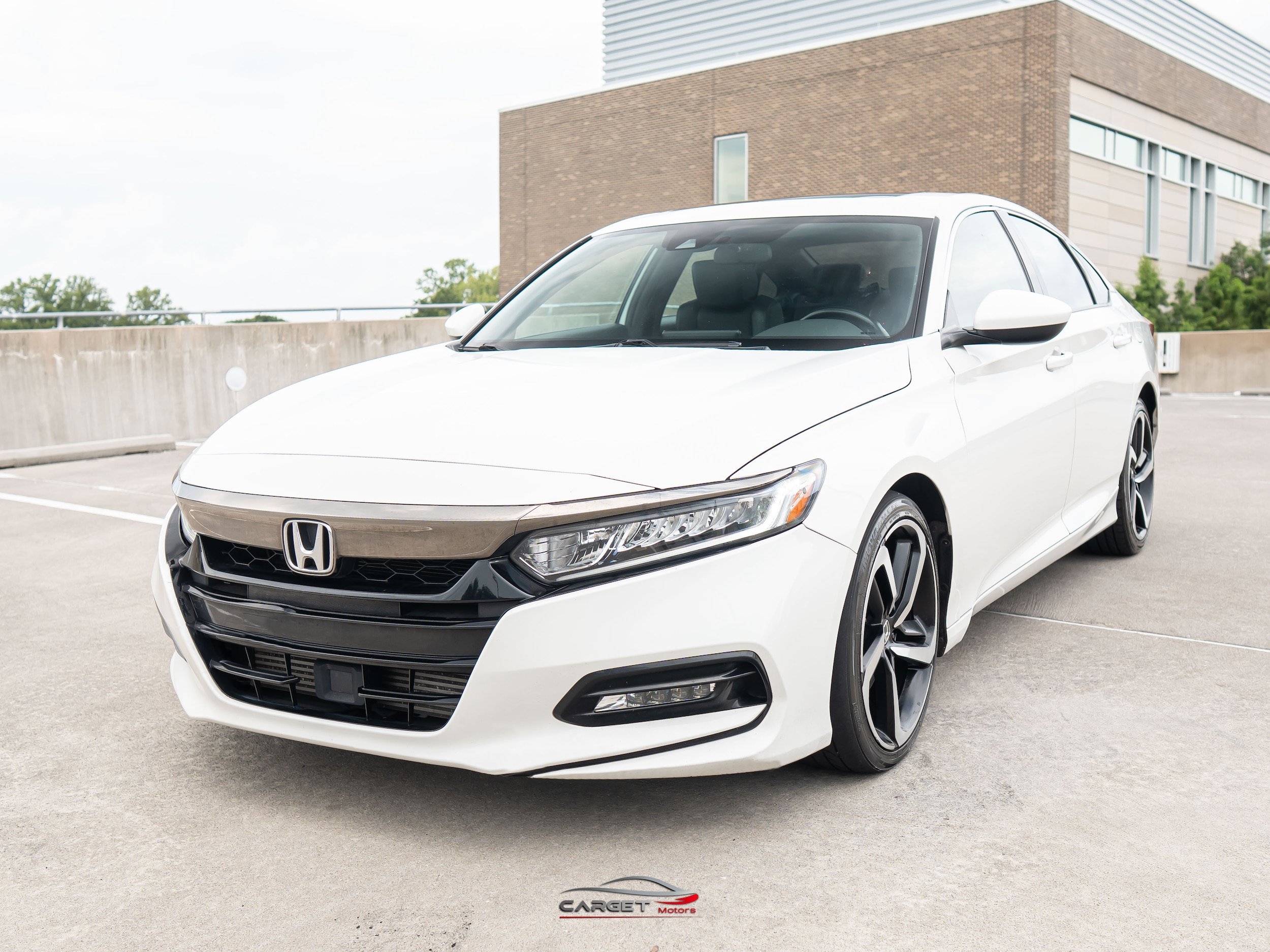 Used 2020 Honda Accord Sport image 3