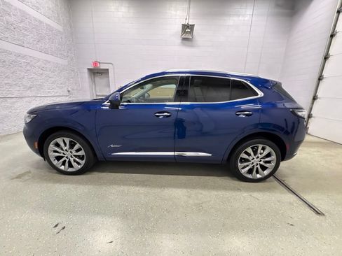 Used 2023 Buick Envision Avenir AWD/4WD image 7