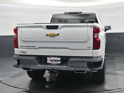 Used 2023 Chevrolet Silverado 1500 LT w/ Z71 Off-Road Package AWD/4WD image 2