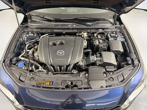 Used 2019 MAZDA MAZDA3 w/Preferred Pkg image 39