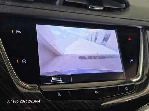 Used 2020 Cadillac XT6 Premium Luxury FWD image 27