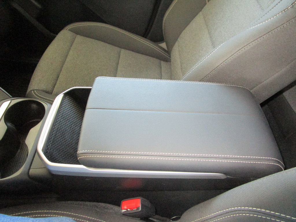 New 2027 GMC Terrain Elevation w/ LPO, Floor Liner Package FWD image 31