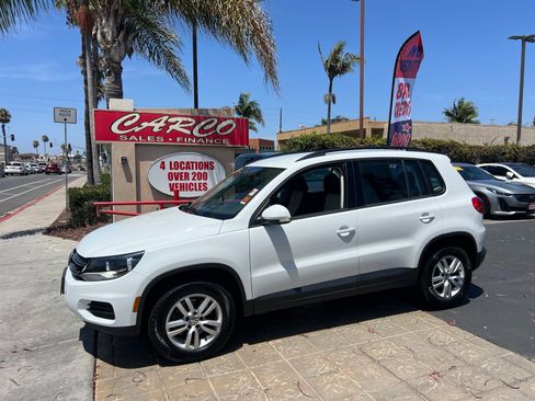 Used 2017 Volkswagen Tiguan S FWD image 5