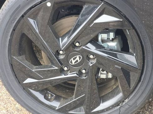 New 2026 Hyundai Elantra Sport image 10