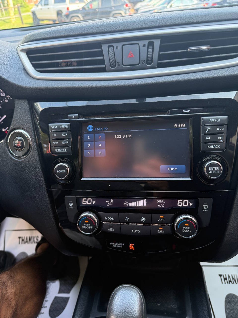Used 2016 Nissan Rogue SV w/ SV Premium Package FWD image 21