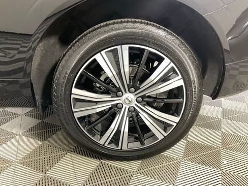 Used 2023 Volvo XC60 B5 Plus w/ Climate Package image 39