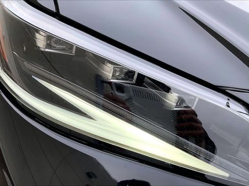 Used 2023 Lexus ES 350 F Sport w/ Accessory Package (Z2) image 28