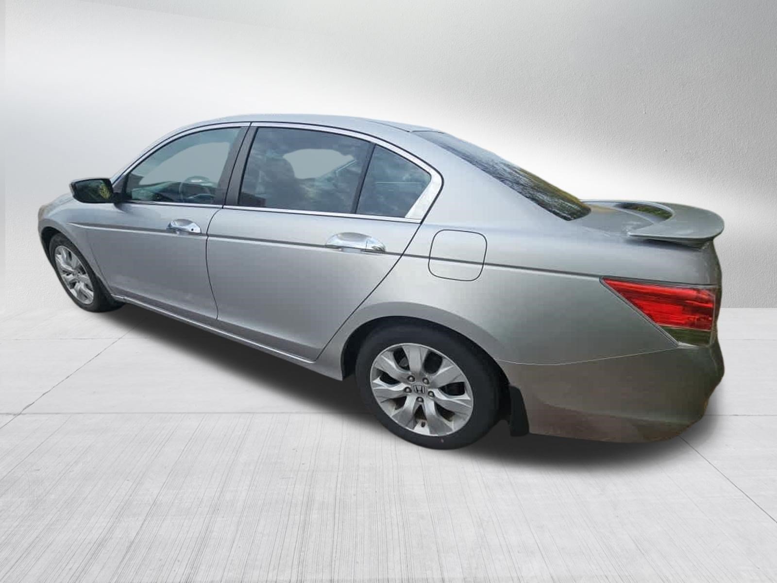 Used 2009 Honda Accord EX-L image 6