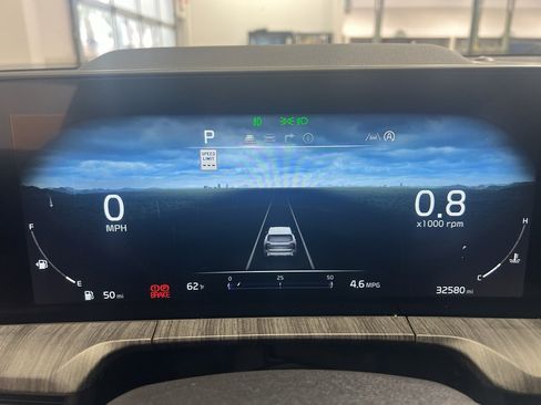 Used 2023 Kia Telluride SX image 16