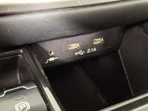 Used 2020 Subaru Outback Premium AWD/4WD image 24