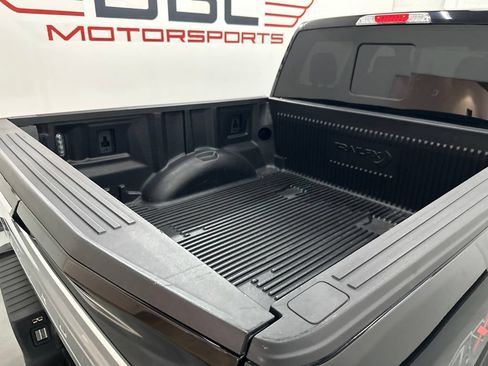 Used 2019 Ford F150 Platinum AWD/4WD image 12